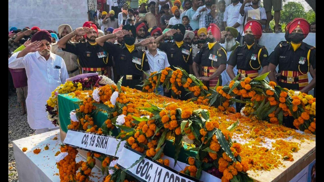 Mortal remains of Naik Mandeep Singh, who was among five army personnel killed during a militant attack in Poonch. Pic/PTI